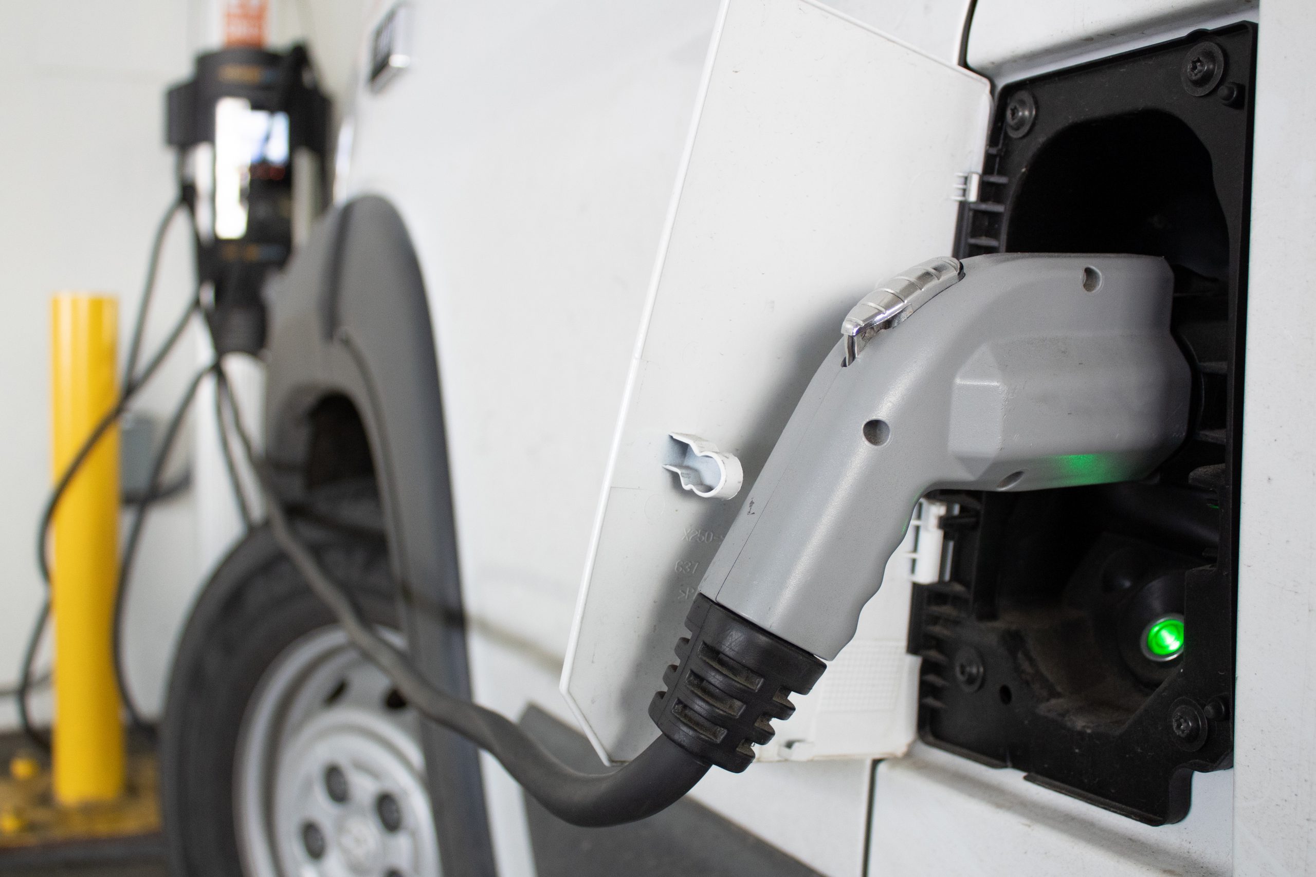 Zero Emission Road Freight Demonstrations: battery electric and hydrogen fuel cell trucks